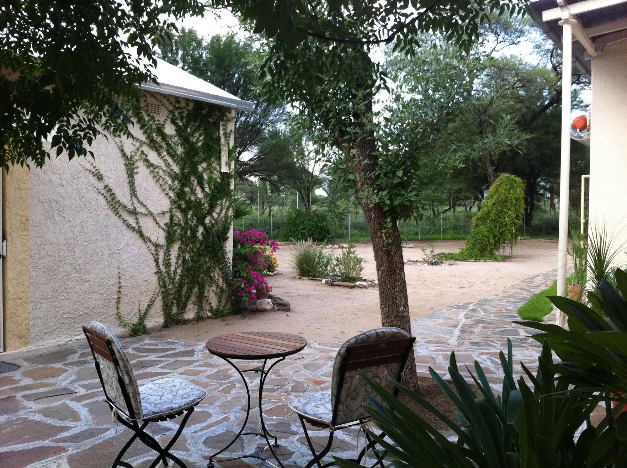 Tree House Namibia Hotel Okahandja Exterior photo